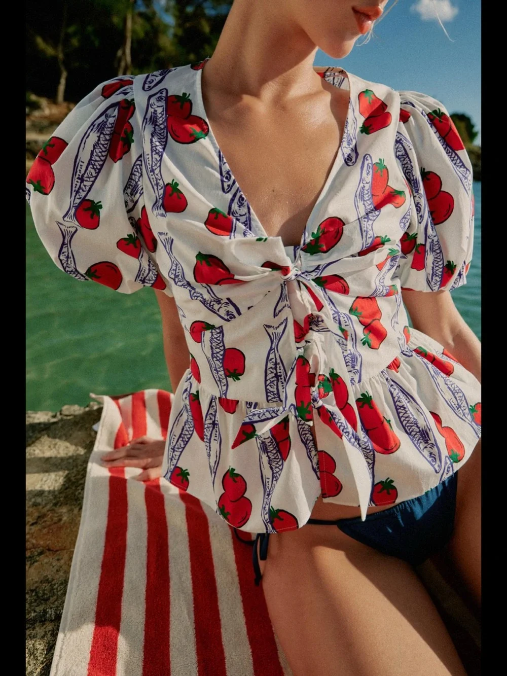 Zara White Puff-Sleeve Tie-Front Blouse with Red Tomato Print